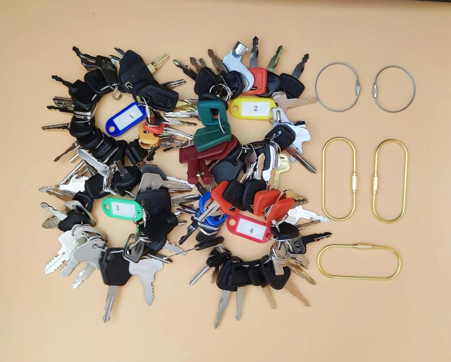 100 Universal Key Set for CAT Bobcat John Deere CASE Komatsu Kubota Takeuchi Ford Loader Wheel Loader Tractor Forklift