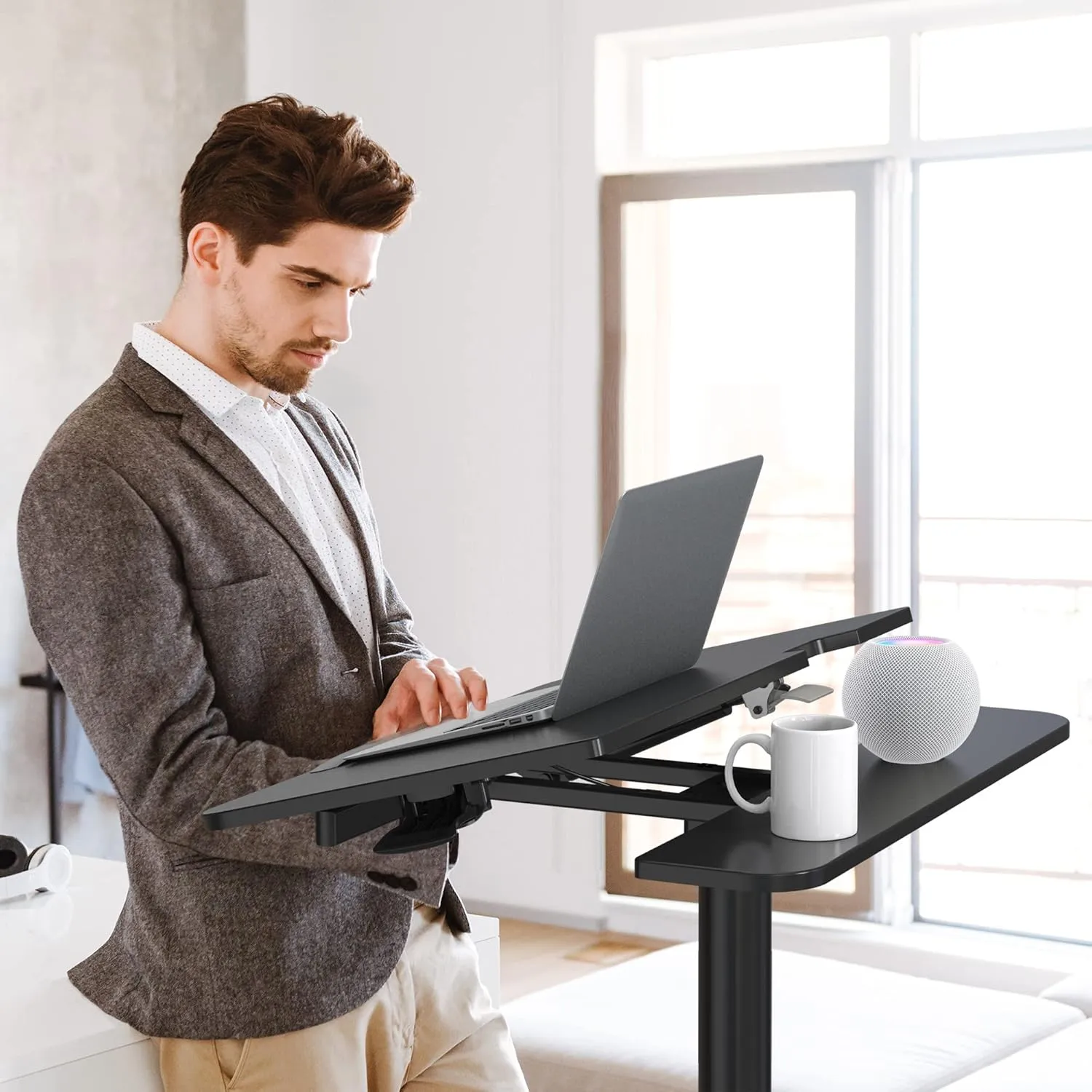 AVLT 47" Ambidextrous Mobile Standing Desk with Split Top Tilting Tray (3 ft 11 inches) - Pneumatic Laptop Cart - Rolling Black Cart with Brake Casters