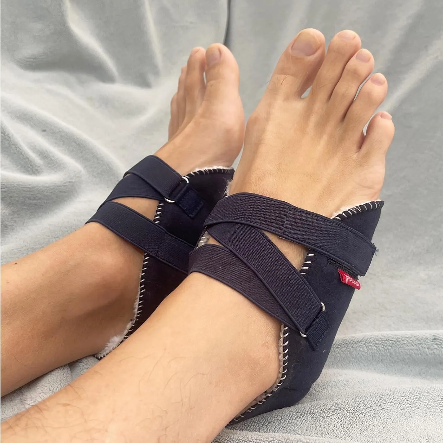 Fuzzy Heel Protectors Pillow to Relieve Pressure from Sores Ulcers Adjustable Width Inserts for Plantar Fasciitis Swollen Feet Pain Relief Neuropathy Navy 1 Pair L
