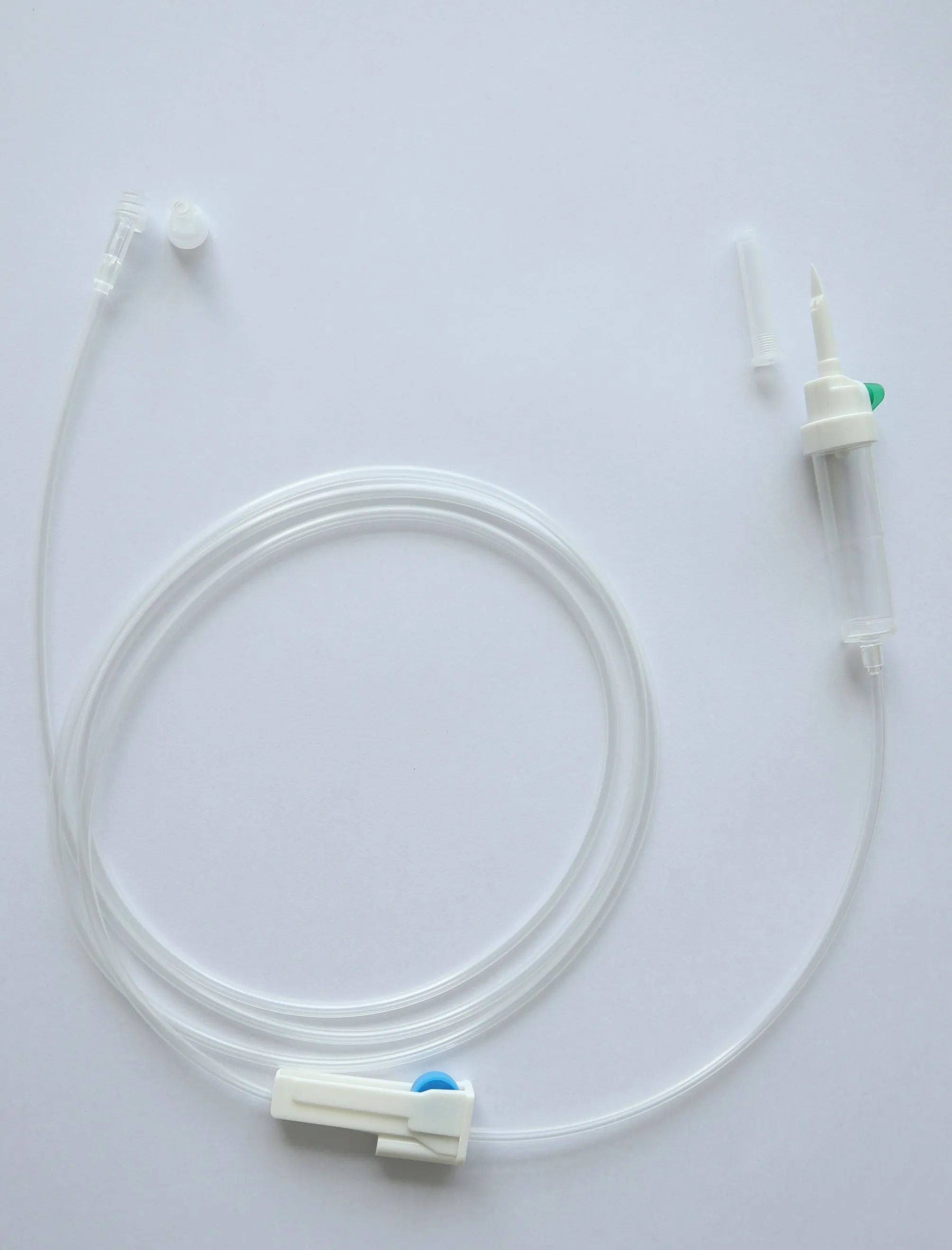 Gravity Set, 150cm Street Tube, PVC, Hydrophobic Air Filter, 15µm DCF, Spike M Fix Luer - Box of 100