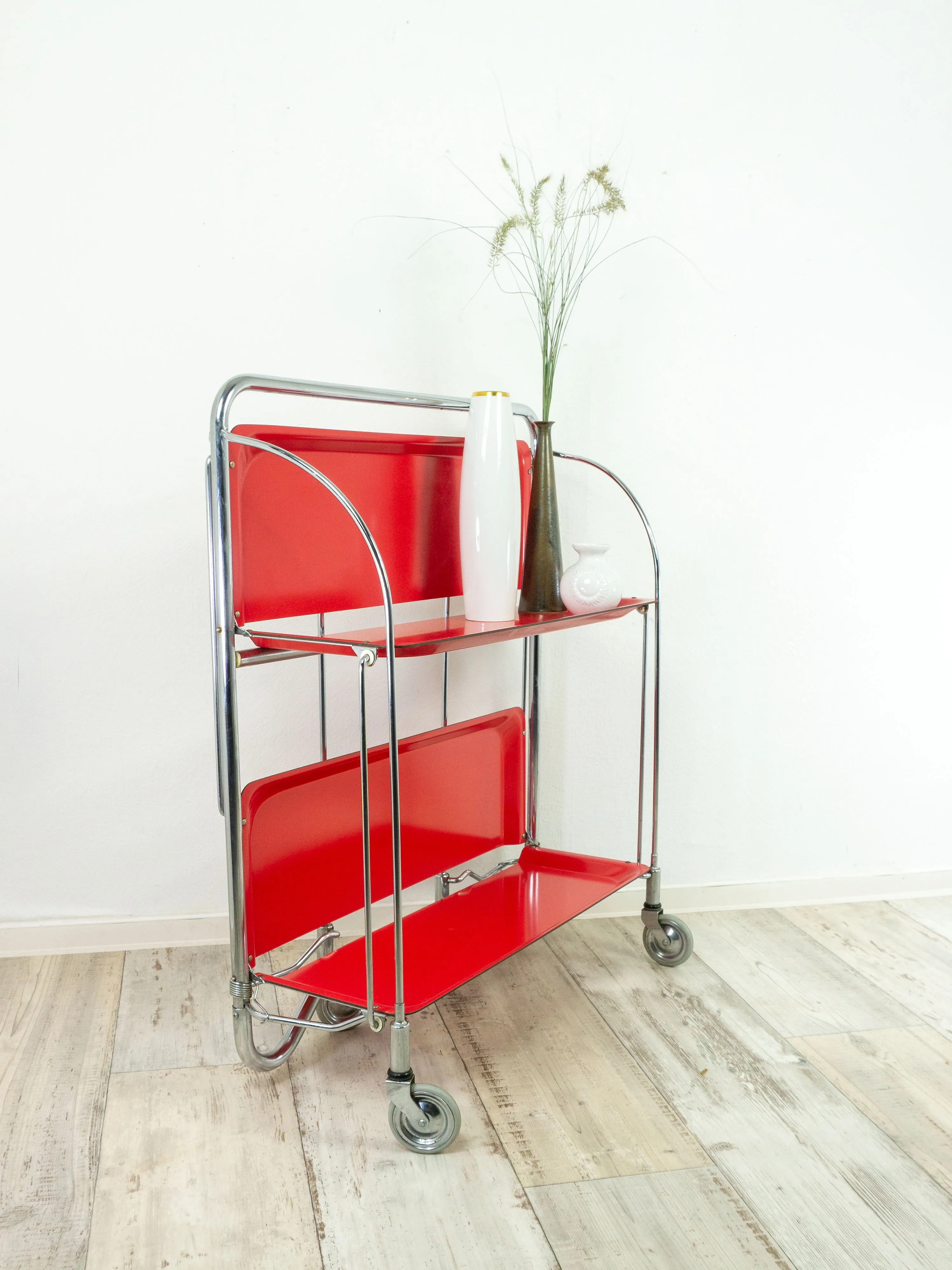 Iconic Red FOLDABLE TROLLEY Dinett by Bremshey