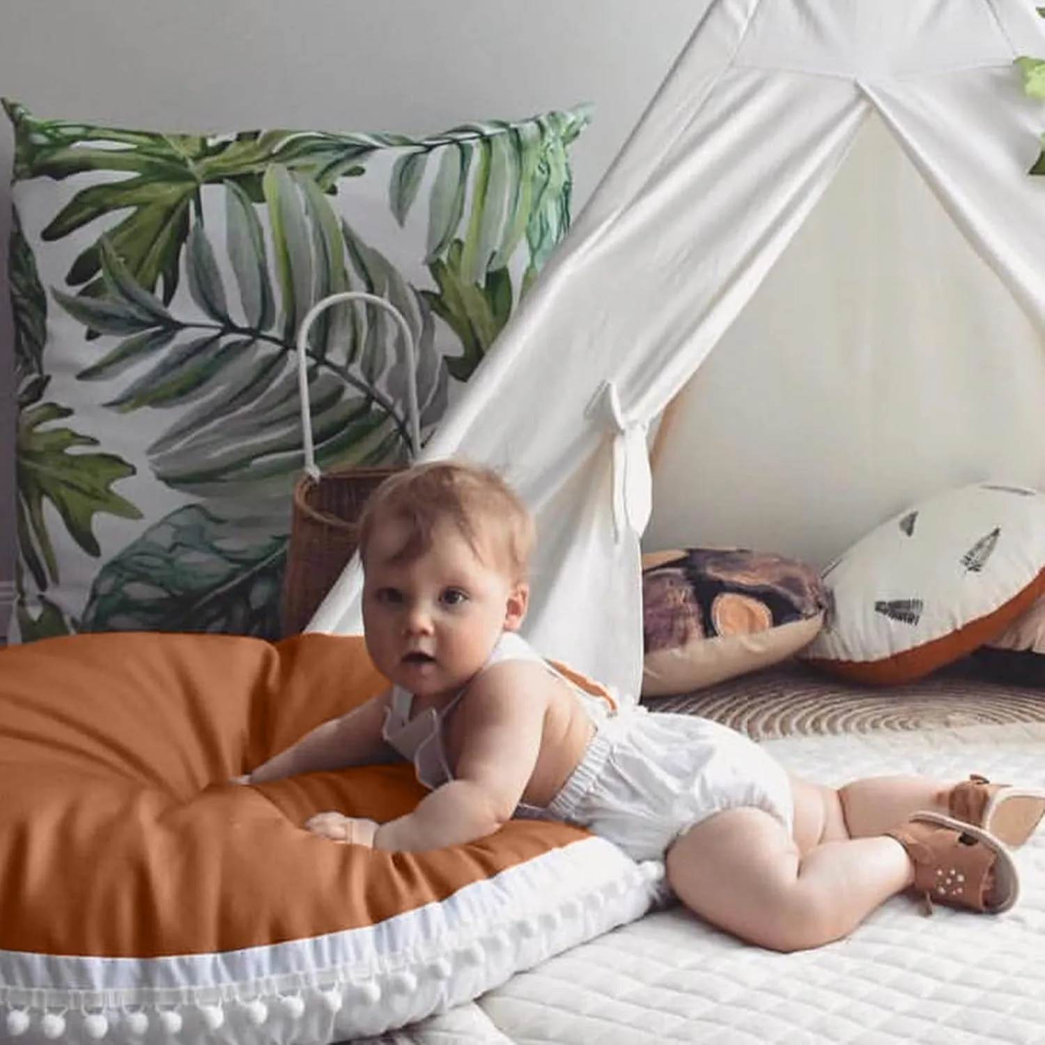 Large Floor Pillow Kids Round Floor Cushion Seating, 35 inches Big Circle Pillow, Round Pillows Seating for Children, Oversized Mat for Reading Nook Teepee Playroom Nursery Canopy Brown