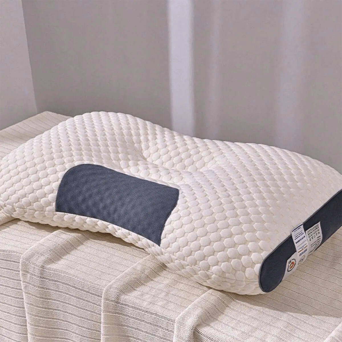 Lightweight Ergonomic Cervical Pillow