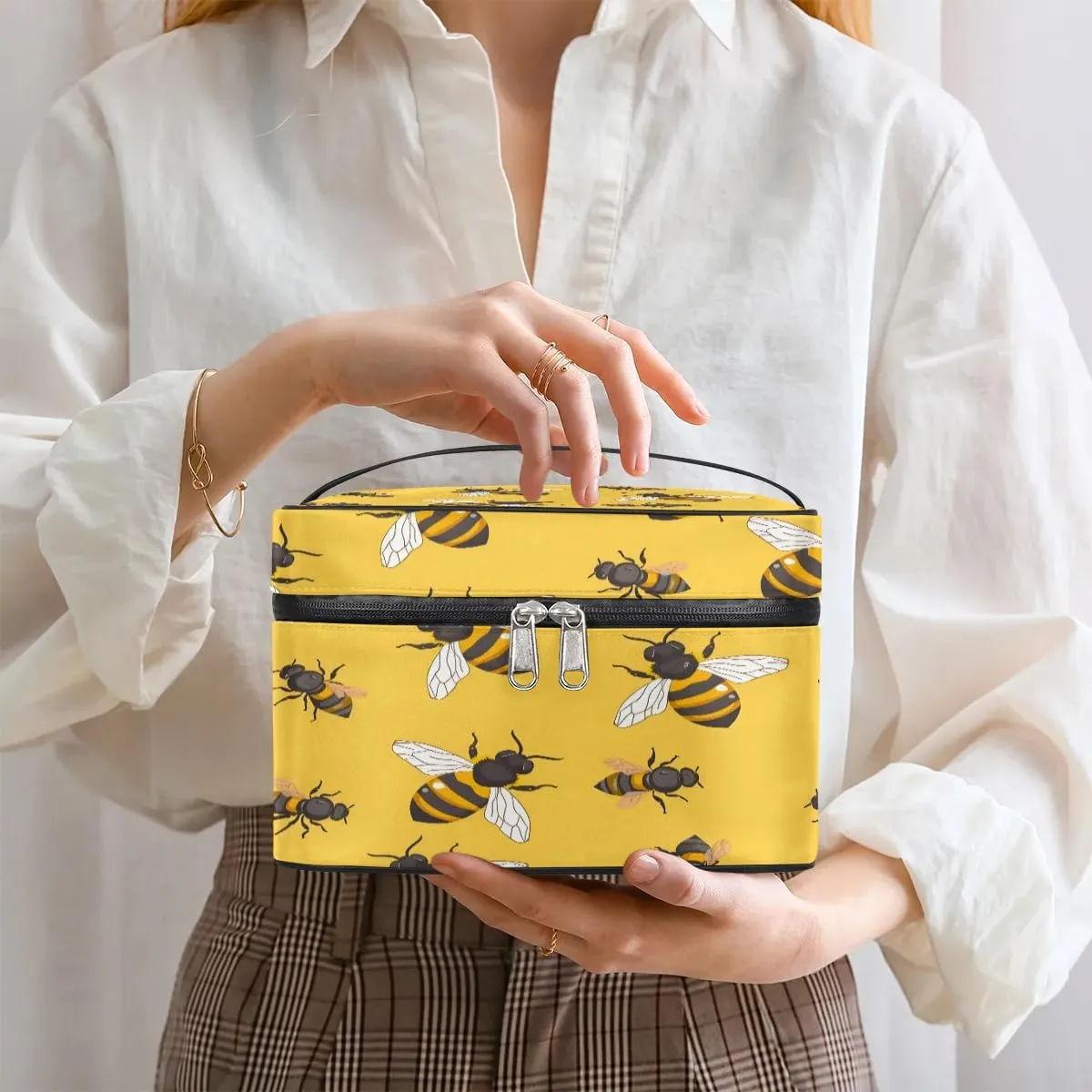 Makeup Bag Large Bees Theme Toiletry Bag for Women Travel Cosmetic Bag Portable Makeup Bag for Bottles Brushes Lipstick Skin Care