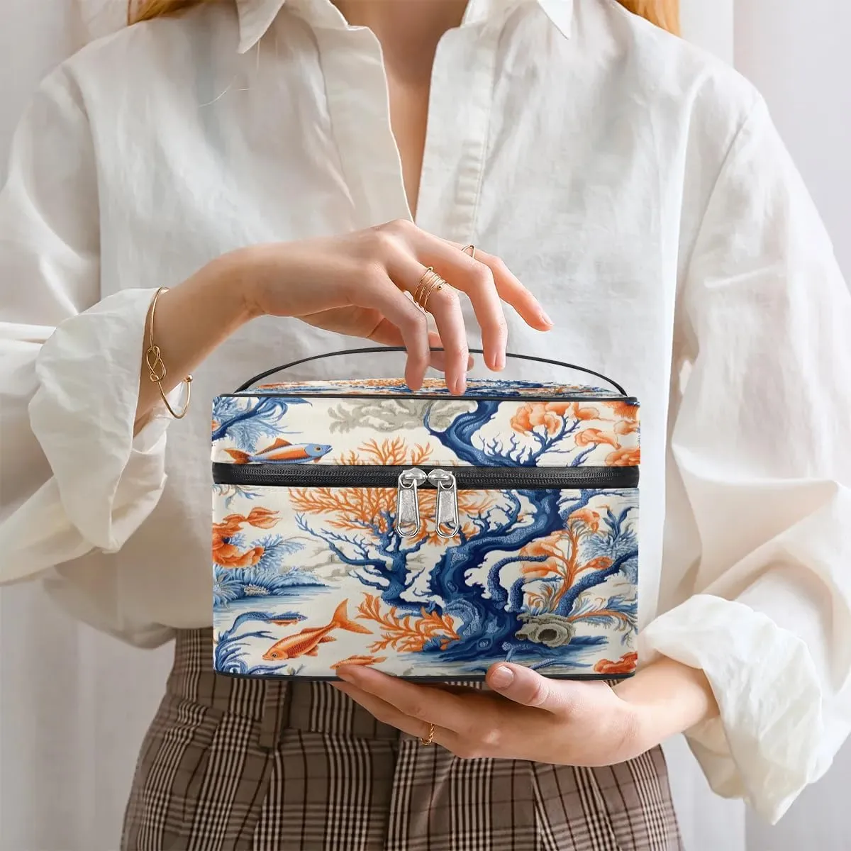 Makeup Bag Large Ocean Fish Coral Toiletry Bag for Women Travel Cosmetic Bag Portable Makeup Bag for Bottles Brushes Lipstick Skin Care