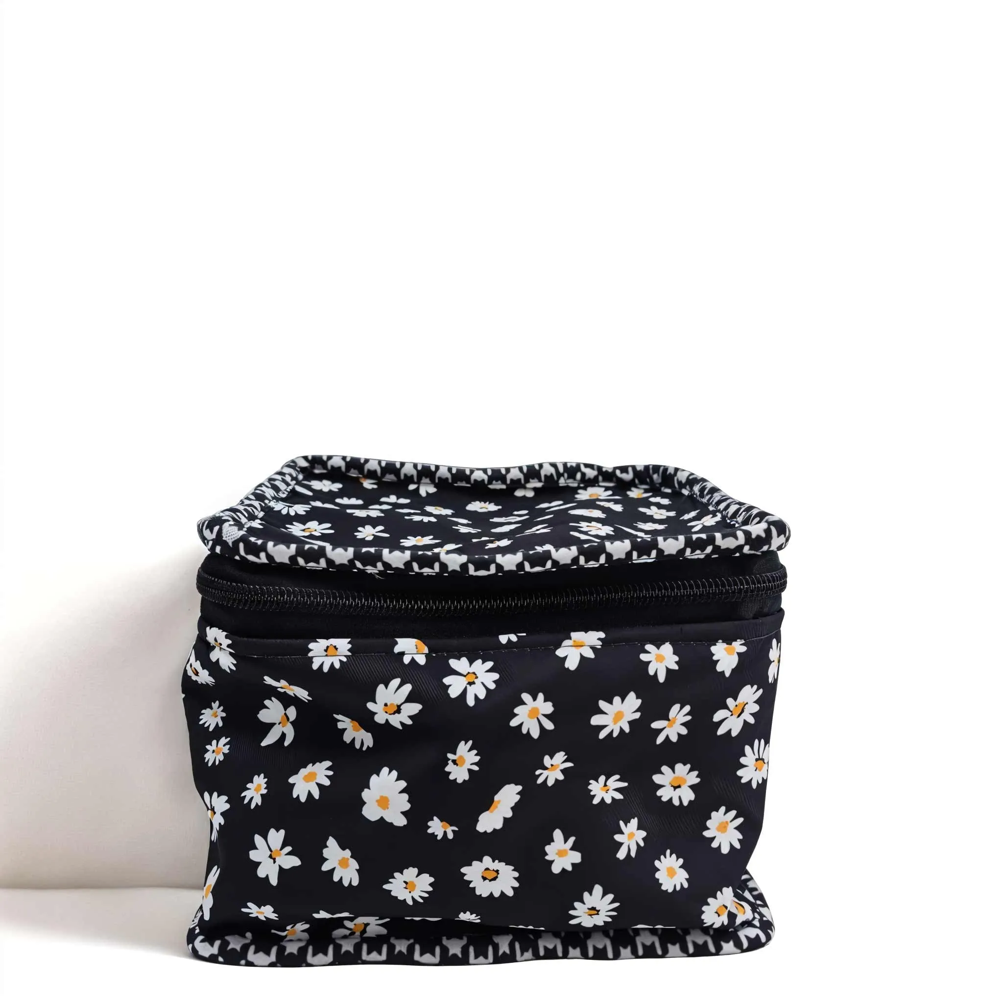 MIDNIGHT DAISY PRINT Earring Organizer