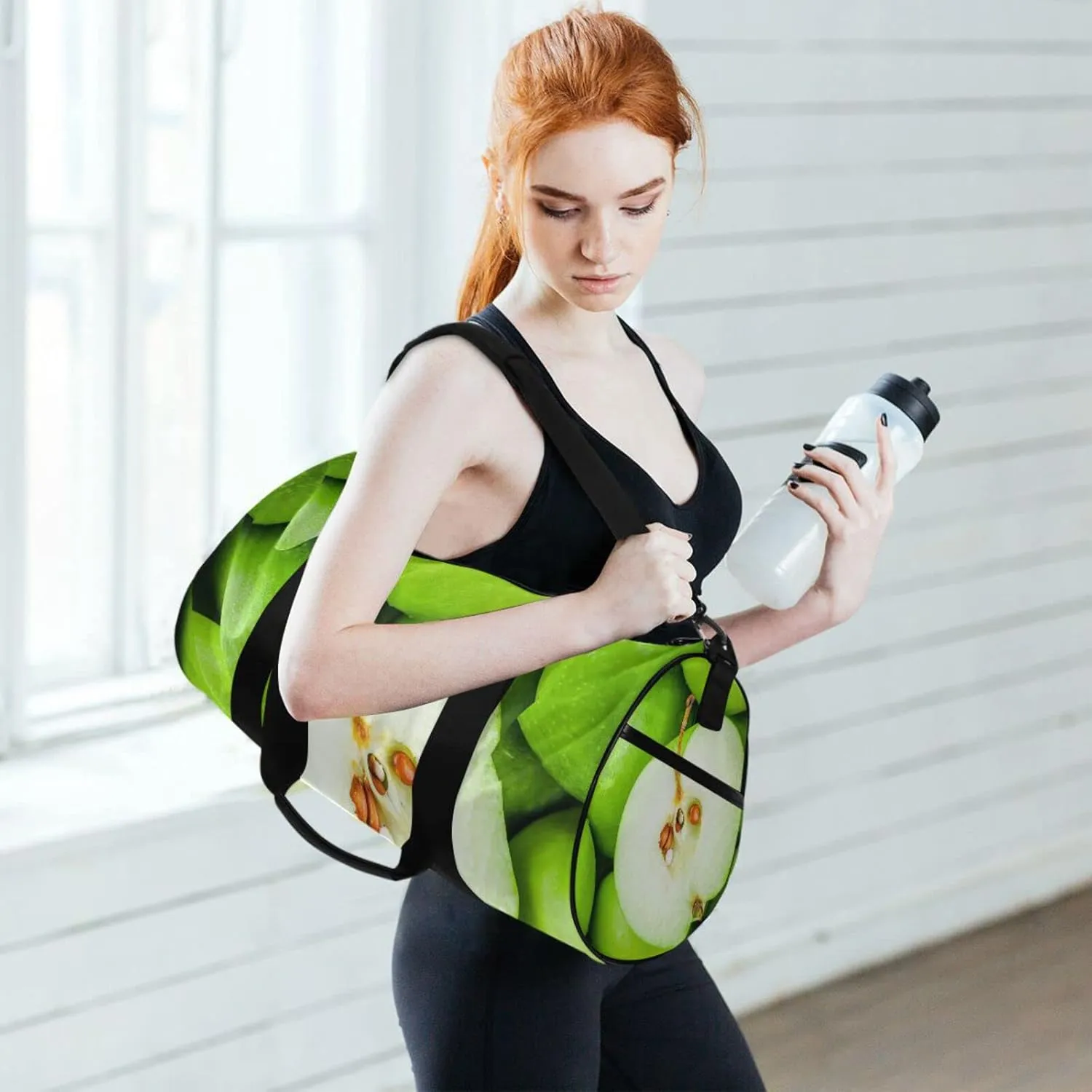 Organic Green Juicy Apples Texture Duffel Bag, Foldable Canvas Travel Tote for Gym Sports with Inner Pockets, Durable Lightweight Fitness Bag for Overnight Workout