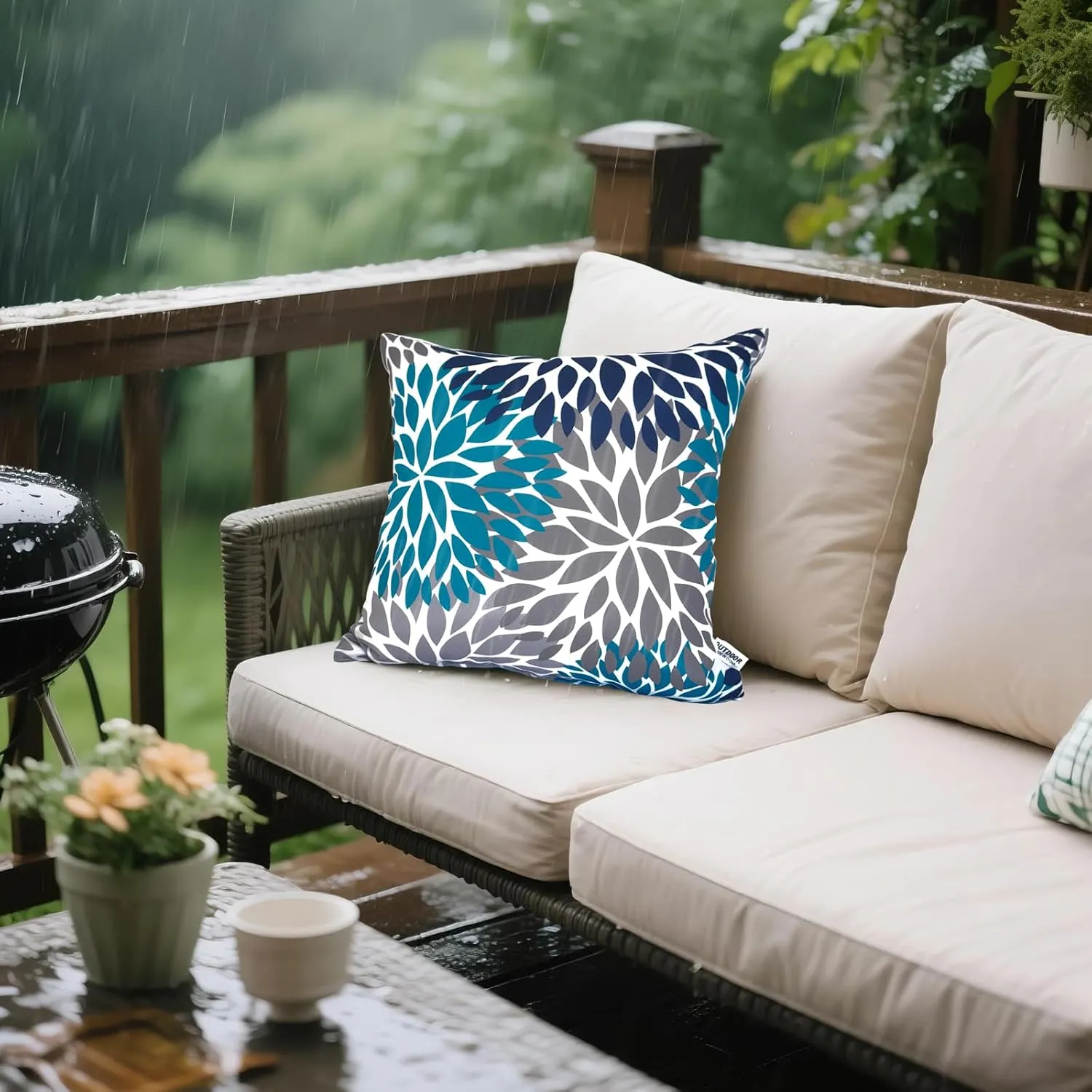 Outdoor/Indoor Throw Pillows, Pack of 2 Waterproof Decorative Throw Pillows with Inserts, 18”x18” Square Pillows for Bed, Couch, Sofa and Patio Furniture