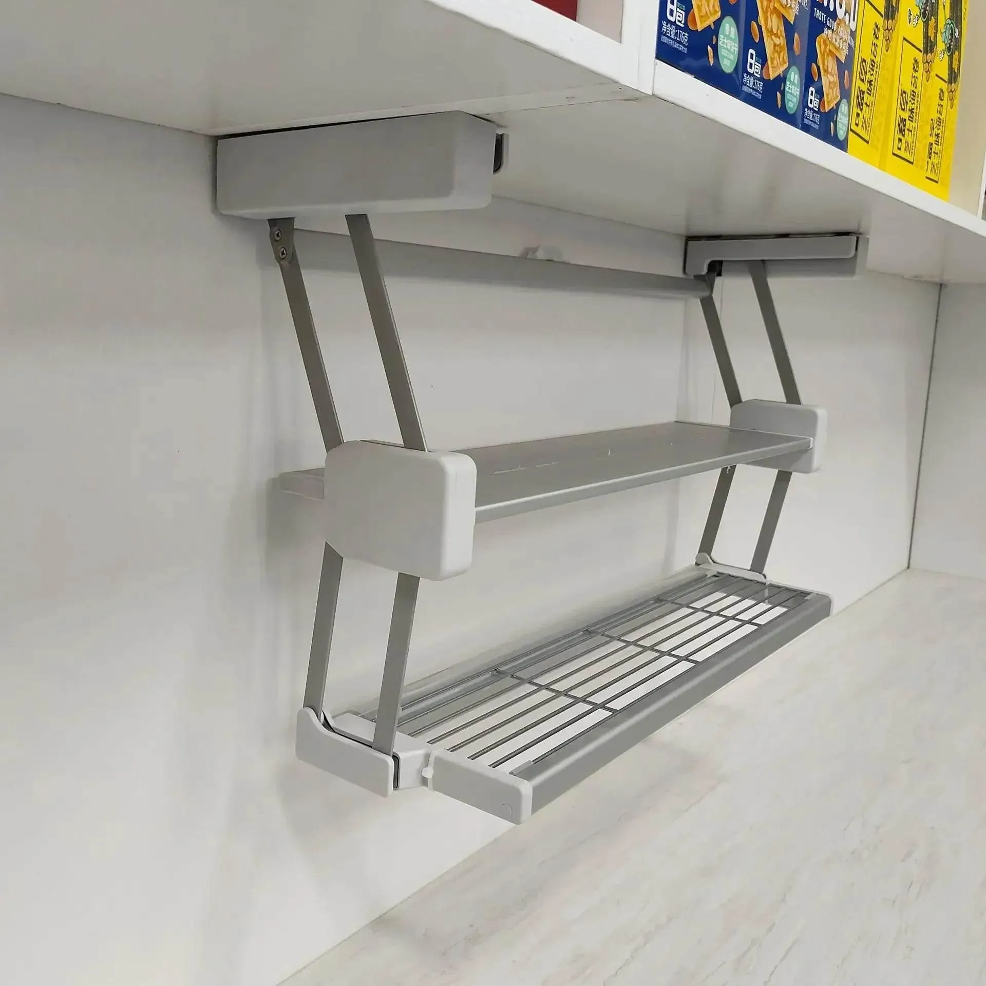 Retractable Kitchen Cabinet Organizer Shelf - Space-Saving Storage Solution