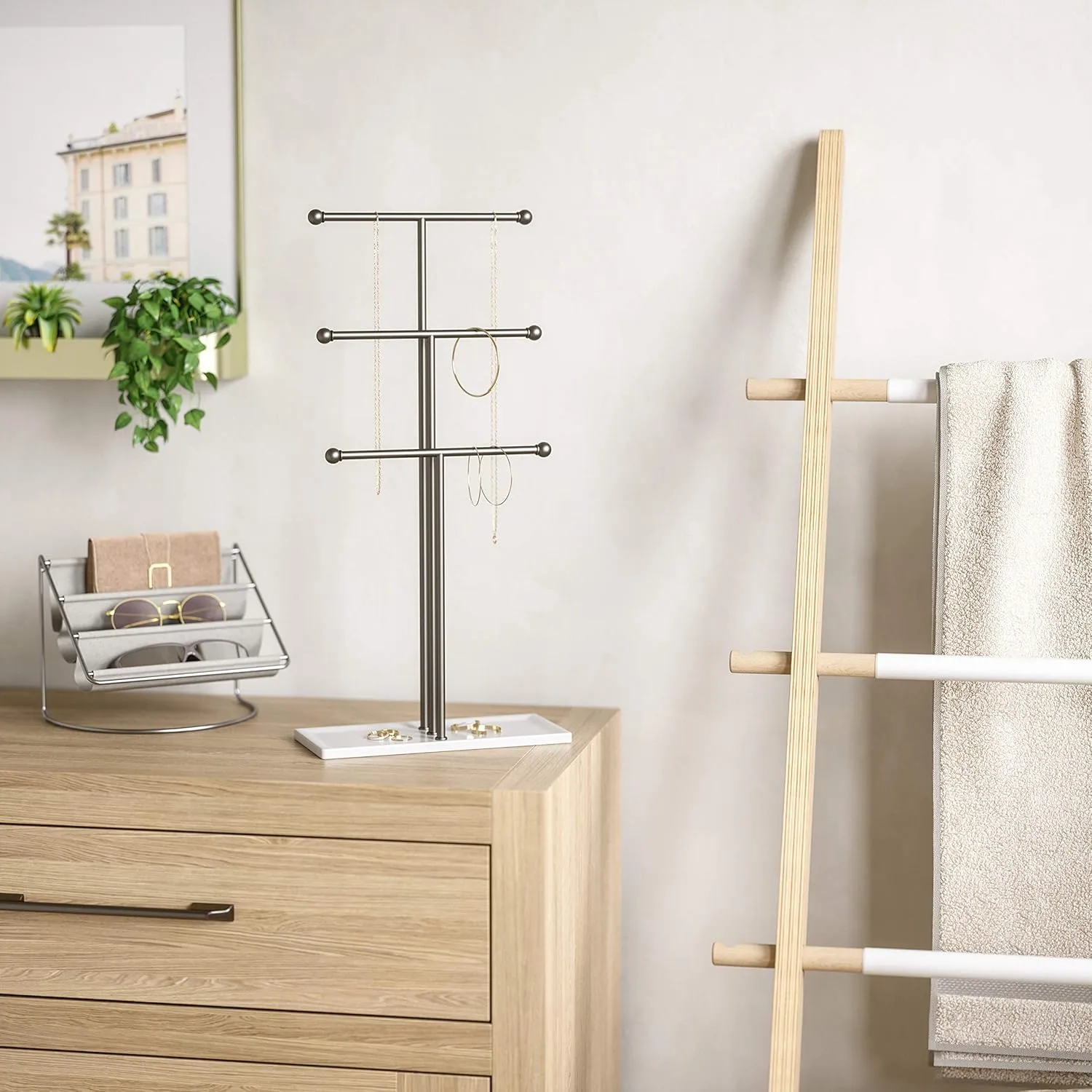 Umbra Trigem Hanging Jewelry Organizer Tiered Tabletop Free Standing Necklace Holder Display, White/Nickel